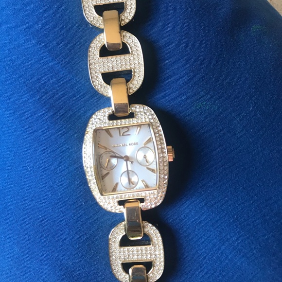 COPY - Michael kors gold tone watch - Picture 7 of 8